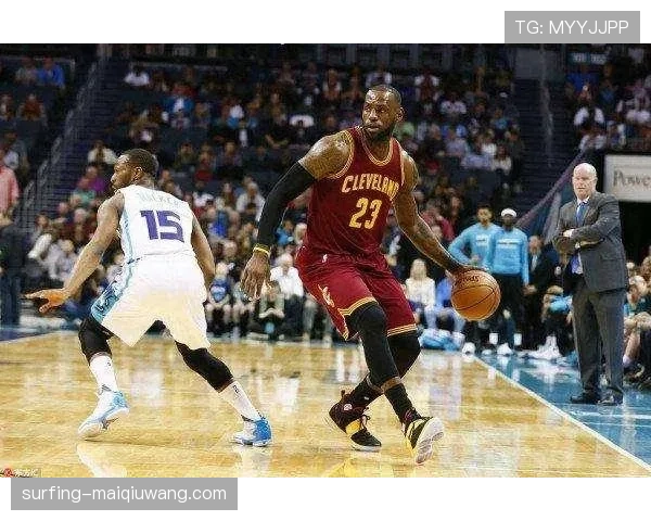 NBA争球判定规则详解:重新获得球权的机会与流程是什么? NBA争球判定规则详解:重新获得球权的机会与流程是什么?
